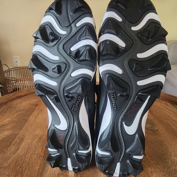 Nike Alpha Menace 4 Shark Wide Black Mens Cleats FQ3875 001 Mismatched 11/10.5 main image 14